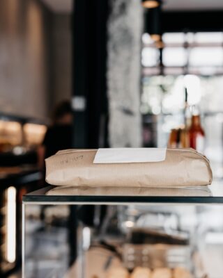 Freshly made sandwiches to go! What’s your sandwich of choice? 🥖 

Last week before we close for the holidays until August 23rd included 🏖

Have a great day! ☀️

#thereseetdominique #sandwicherie #snack #saladbar #lunchspot #sandwichshop #lunchtime #brusselsfood #saintgilles #homemade #takeaway #baguettesandwich #freshlymade #colourfullunch